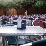 Un bar de Felipe II acumula siete multas por tener instalados veladores no autorizados