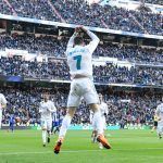 El Real Madrid golea al Alavés y se distancia en 12 puntos del Sevilla FC y en 18 del Real Betis, que el domingo lo tuvo a seis