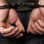Detenido por abusar sexualmente de una menor disminuida, amiga de su hijo