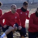 Sandro, Kjaer y Geis vuelven a la lista del Sevilla FC, de la que se caen Jesús Navas y Escudero