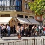 Los hosteleros podrán instalar veladores en plazas de aparcamiento durante la alerta sanitaria