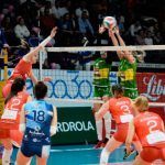 El Cajasol Juvasa cae con la frente alta en la Copa ante el mejor equipo del voley español femenino