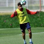 Jesús Navas entrena junto al grupo con normalidad y podrá reaparecer ante el FC Barcelona