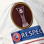 El Sevilla FC podrá lucir la próxima campaña la insignia con las cinco ‘uefas’ si se clasifica para competiciones europeas