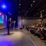 Directivos y ejecutivos ofrecen a los jóvenes sevillanos las claves para encontrar trabajo