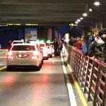 Una juez se interesa por las dependencias de los taxistas en el aeropuerto y los daños causados
