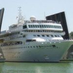 Sevilla se llena de cruceros y cruceristas