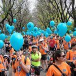 ‘Sevilla sobre ruedas’ llena las calles de vehículos de ruedas sin motor en la fiesta del deporte y la movilidad sostenible