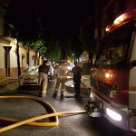 Se derrumba parte de una vivienda del Barrio León por un incendio