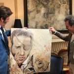 Juan José Padilla sorprendido por el pintor Fernando G. Herrera
