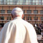 Católicos, no «papólatras»