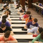 Recogen más de 25.000 firmas para la impugnación del examen de Matemáticas de Selectividad