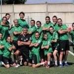 Quique Setién participa en el último entrenamiento del Real Betis Féminas