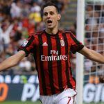 Las características de Kalinic encajan en lo que quiere Machín, pero al Sevilla FC se le va de precio
