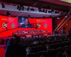 Derbi sevillano el Domingo de Ramos: un software de estreno mal abastecido de datos