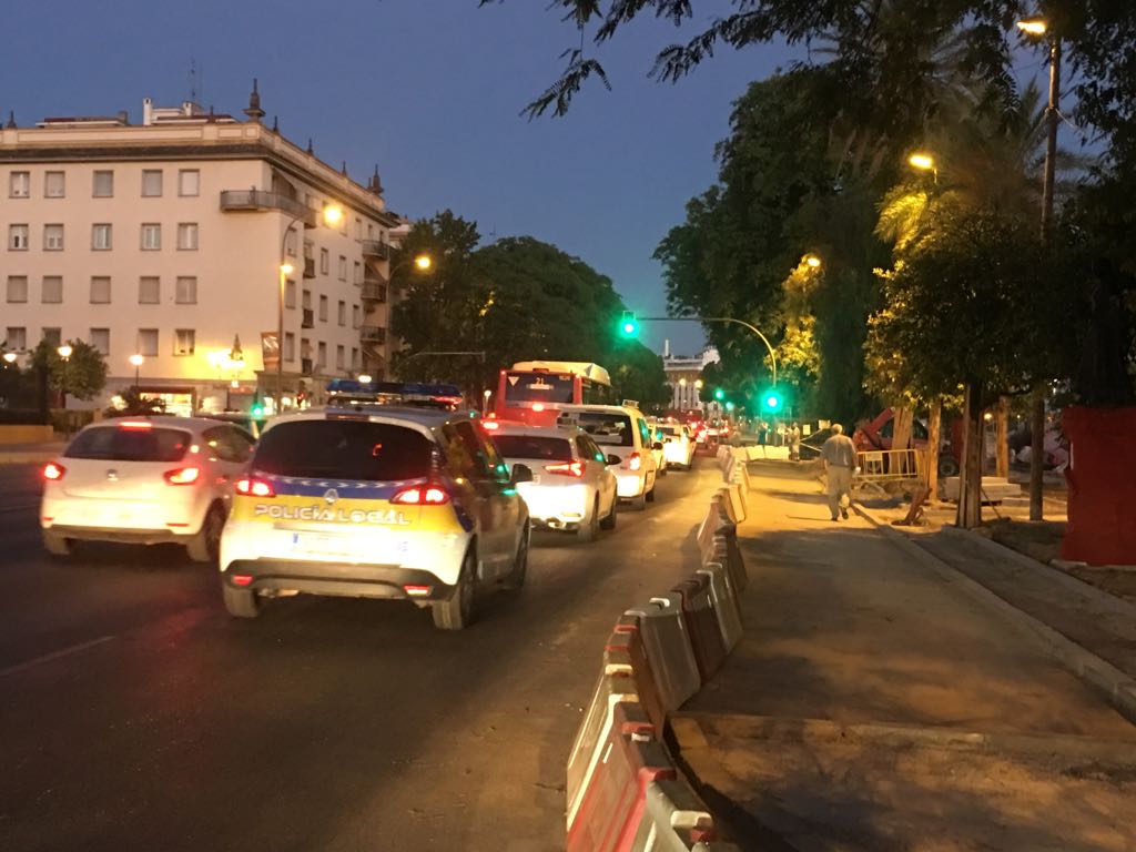 Taxistas de Sevilla en huelga por el paseo Colón