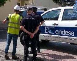 Continúan las denuncias por enganches ilegales a la red eléctrica, ahora en Aeropuerto Viejo
