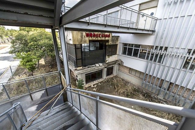 El olvido se ha apoderado del Hospital Militar de Sevilla