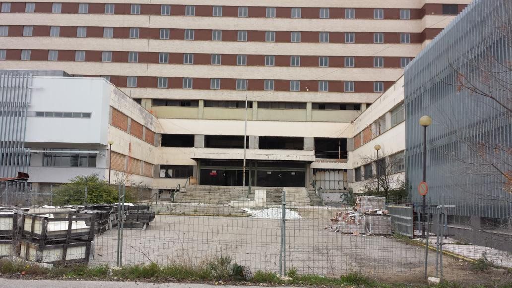 El SAS "canibalizó" el hospital para utilizar su equipamiento en otros hospitales para"ahorrar"