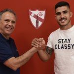 El Sevilla FC renueva al central juvenil Juan Berrocal, uno de los más firmes valores de su cantera