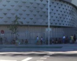El Real Betis adelanta la entrega de 700 números para evitar que los aficionados hagan noche en la cola