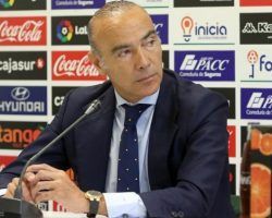 El ‘caso Malaya’ se lleva por delante a Luis Oliver, destituido como director deportivo del Córdoba