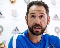 Machín espera que siga Sarabia, aunque admite que «hasta que lleguen las doce del último día todo puede pasar»