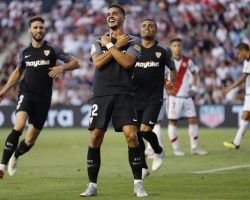 El Sevilla FC fue un ciclón en Vallecas, donde irrumpió André Silva con un triplete