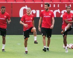 El Sevilla FC, a culminar esta noche la larga travesía hacia la fase de grupos de la Liga Europa