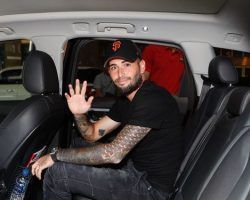 El Barcelona traspasa a Aleix Vidal al Sevilla FC por 8,5 millones y 2 en variables