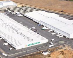 Mercadona invierte 35 millones en la ampliación de su centro logístico de Huévar