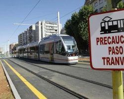 La Junta traslada al Ayuntamiento que «no está justificada» la ampliación del tranvía