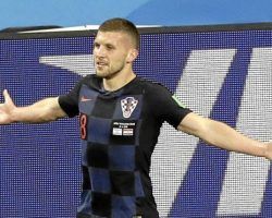 El Sevilla FC, cerca de fichar a Ante Rebic por 21 millones de euros