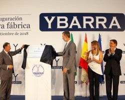 El Rey inaugura la nueva fábrica de Ybarra “referente en la calidad alimentaria”