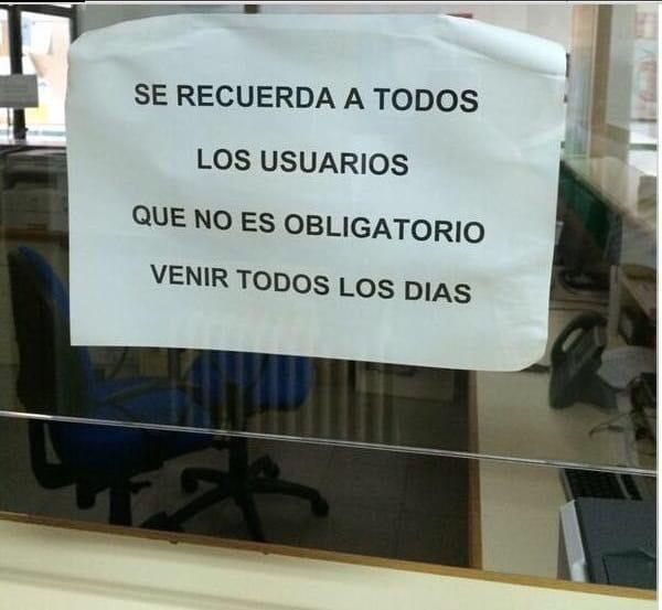 Significativo cartel en un centro de salud