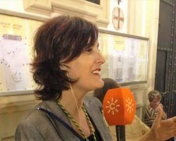 Charo Padilla, primera mujer  pregonera de la Semana Santa de Sevilla