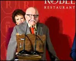 Muere a los 95 años el poeta, historiador y catedrático José María de Mena