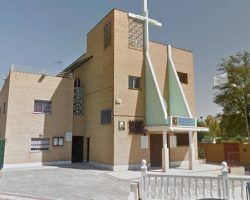 Muere al volcar su silla de ruedas cuando salía de una iglesia en Camas