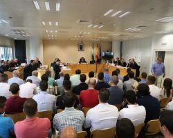 Fiscal y defensa se enganchan en el arranque del juicio por el amaño en las oposiciones de Policía Local