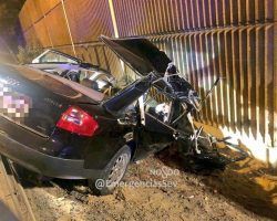 Cinco heridos en un espectacular accidente de tráfico en la SE-30