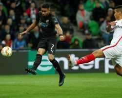 El Krasnodar le remonta al Sevilla FC tras encajar un gol en propia meta y estrellar tres balones en los postes (2-1)