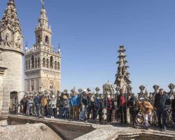 ¿Quieres conocer Sevilla a lo grande? Ahora puedes financiar tu aventura