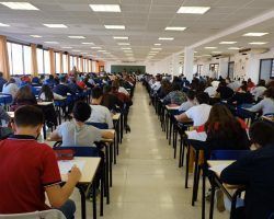 Más de 400 estudiantes participan en el Concurso de Otoño de Matemáticas