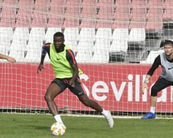 Amadou ya trabaja con el grupo y Kjaer lo hará el miércoles