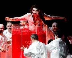 Carmina Burana en el Fibes de la mano de La Fura del Baus