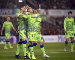 El Betis se trae el triunfo de Santander en un flojo partido