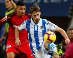 El Sevilla FC, sin sus dos delanteros titulares, se trae un empate sin goles de Anoeta
