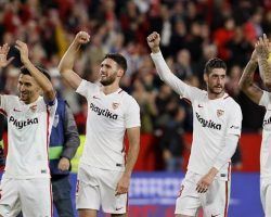 El Sevilla FC remonta con un gol del Ben Yedder en el último minuto y se pone segundo