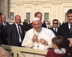 Papa Francisco: «Con ese genio uno se explica por qué conquistaron América»