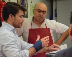 Pérez denuncia graves deficiencias en la cubierta del mercado de Las Candelarias